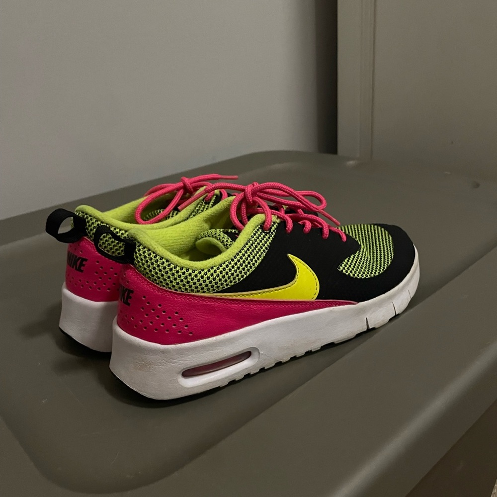 Girls Nike shoes